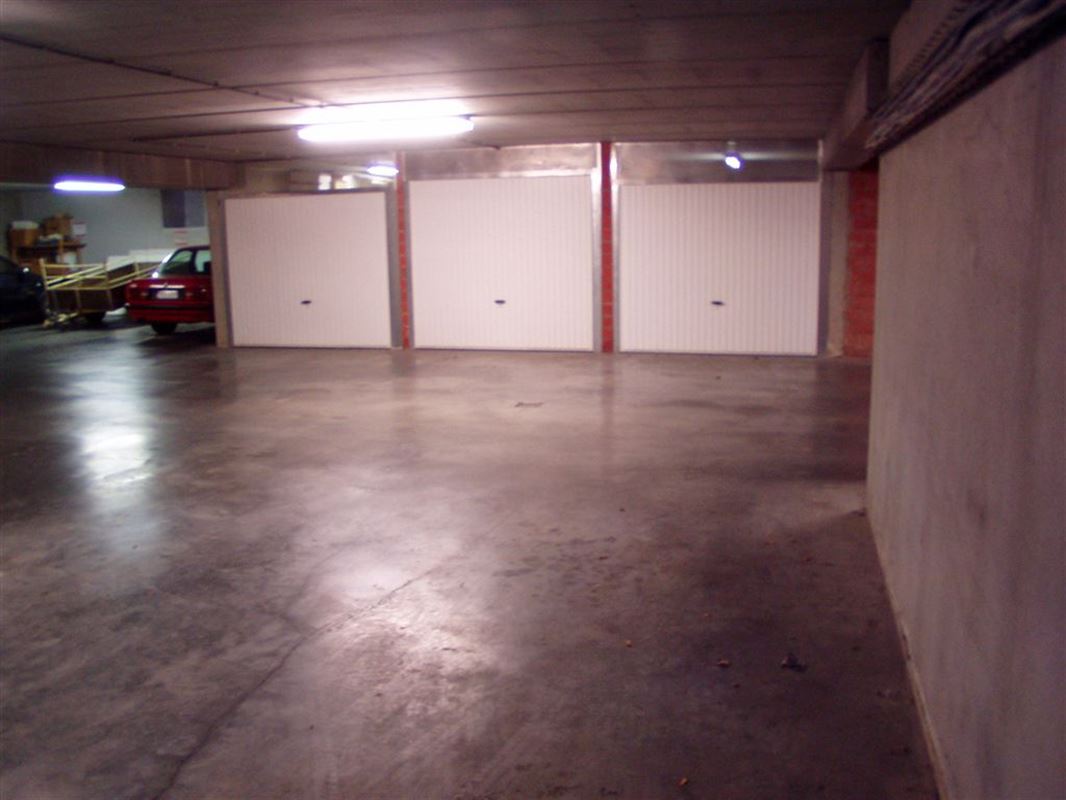 Foto 3 : Garage te 8500 KORTRIJK (België) - Prijs € 97