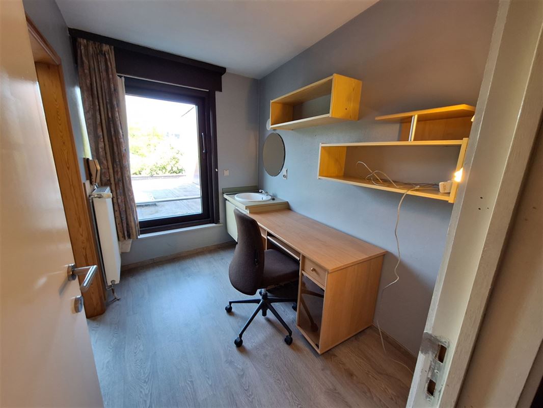 Image 2 :  à 8500 KORTRIJK (Belgique) - Prix 225 €
