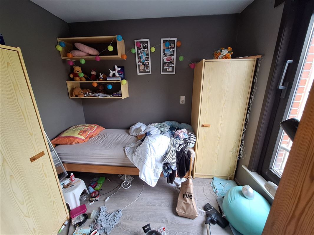 Image 7 :  IN 8500 KORTRIJK (Belgium) - Price 225 €