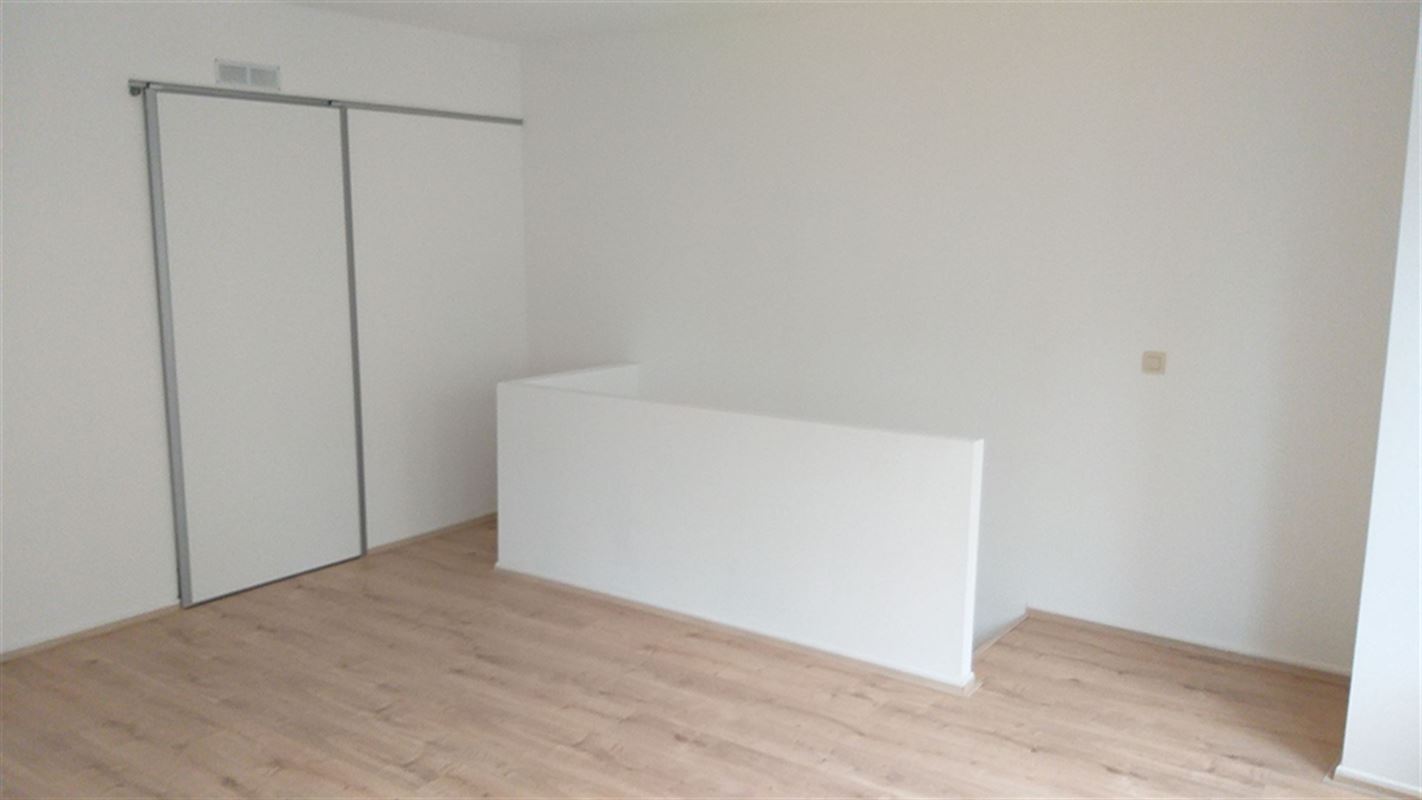 Foto 10 : Commercieel vastgoed te 8500 KORTRIJK (België) - Prijs € 570