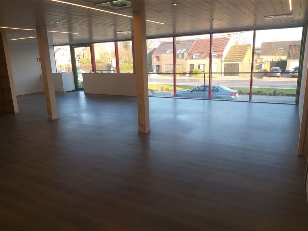 Foto 5 : Burelen te 8520 KUURNE (België) - Prijs € 1.500