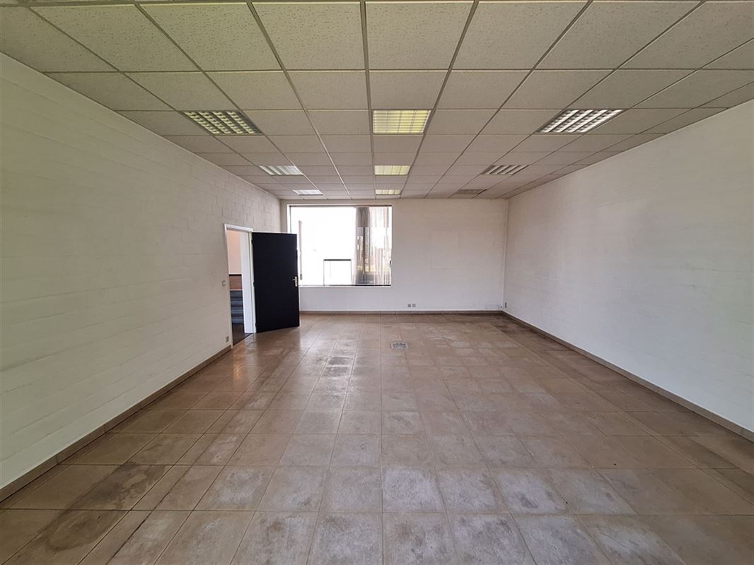 Image 16 :  IN 8560 GULLEGEM (Belgium) - Price 5.460 €