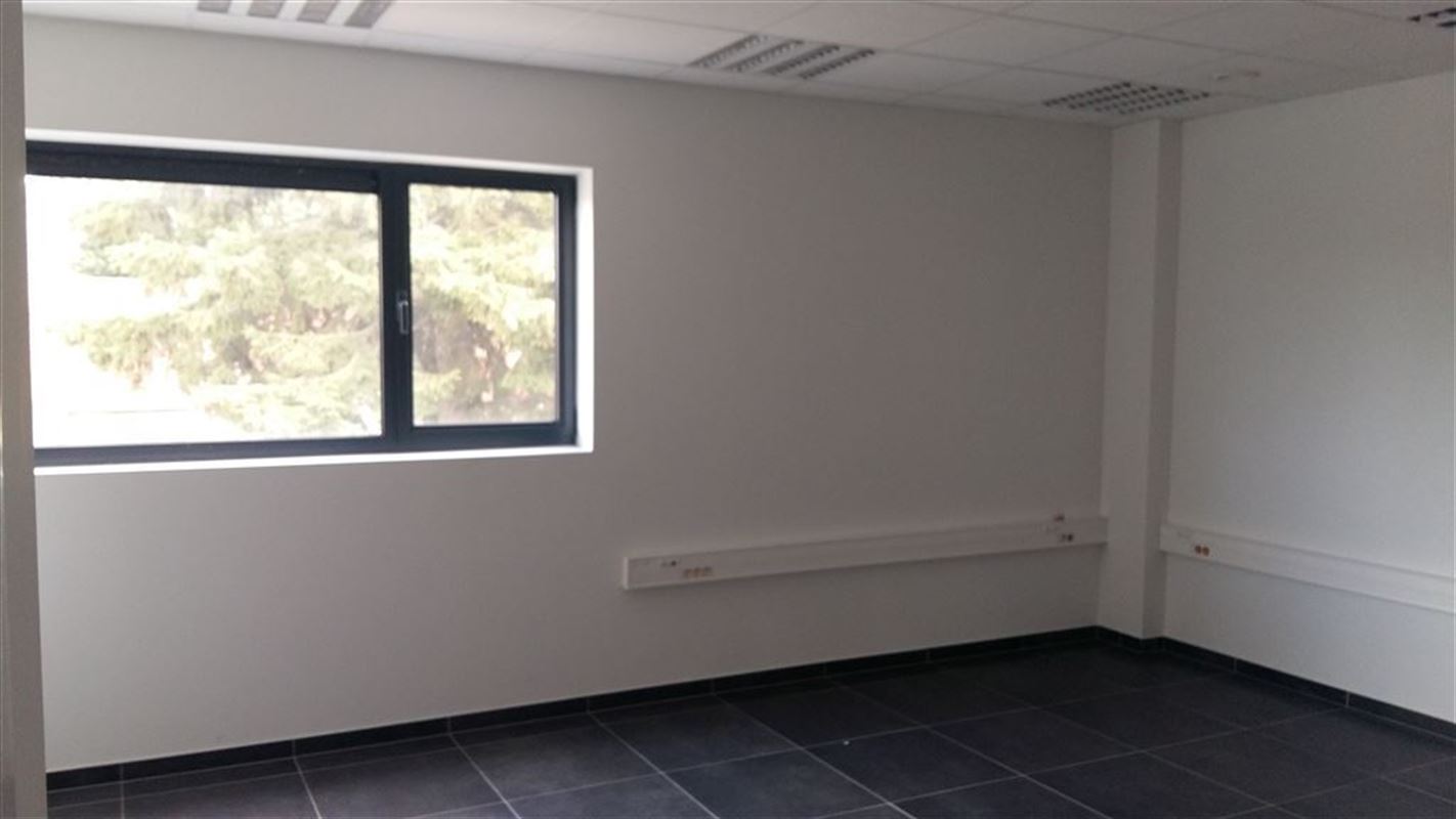 Foto 10 : Burelen te 9880 AALTER (België) - Prijs € 2.200
