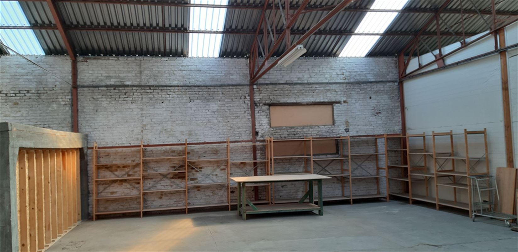 Foto 6 : Magazijn te 9600 RONSE (België) - Prijs € 550