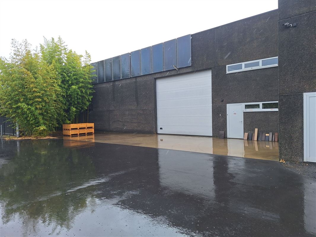 Foto 1 : Werkplaats te 8793 SINT-ELOOIS-VIJVE (België) - Prijs € 1.250