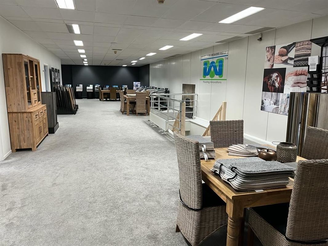 Foto 1 : Burelen te 9600 RONSE (België) - Prijs € 1.400