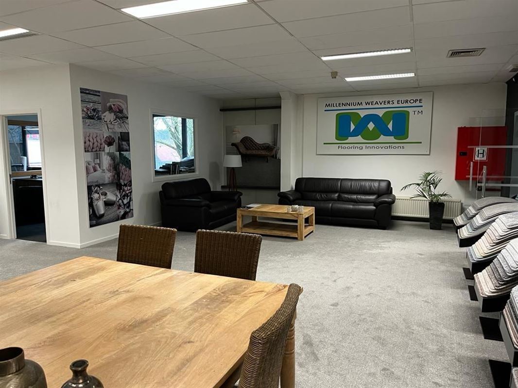 Foto 2 : Burelen te 9600 RONSE (België) - Prijs € 1.400