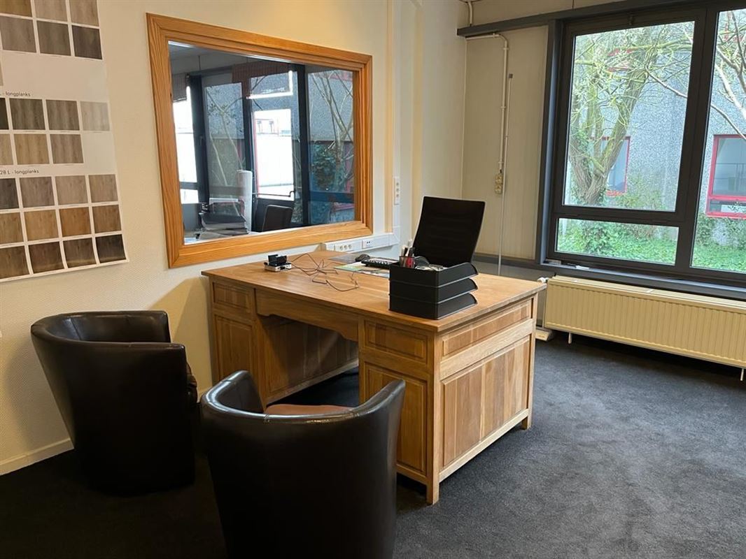 Foto 6 : Burelen te 9600 RONSE (België) - Prijs € 1.400