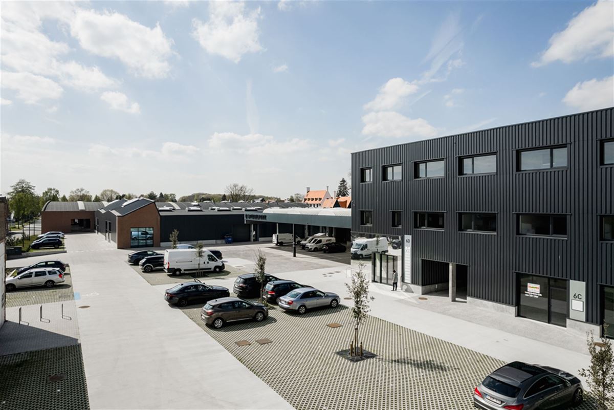 Foto 2 : Burelen te 8540 DEERLIJK (België) - Prijs € 540